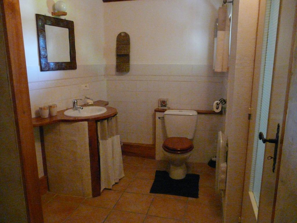 Chambre D'Hotes Grange De La Bastide Laveissiere Bagian luar foto